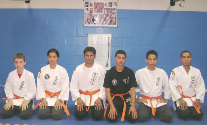 Os Faixas Laranja