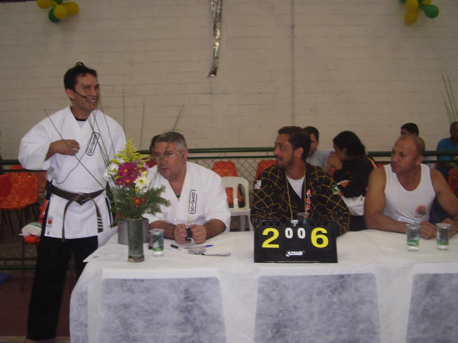 Cristiano, Mauricio, Pedro, Viviane e Alessandra