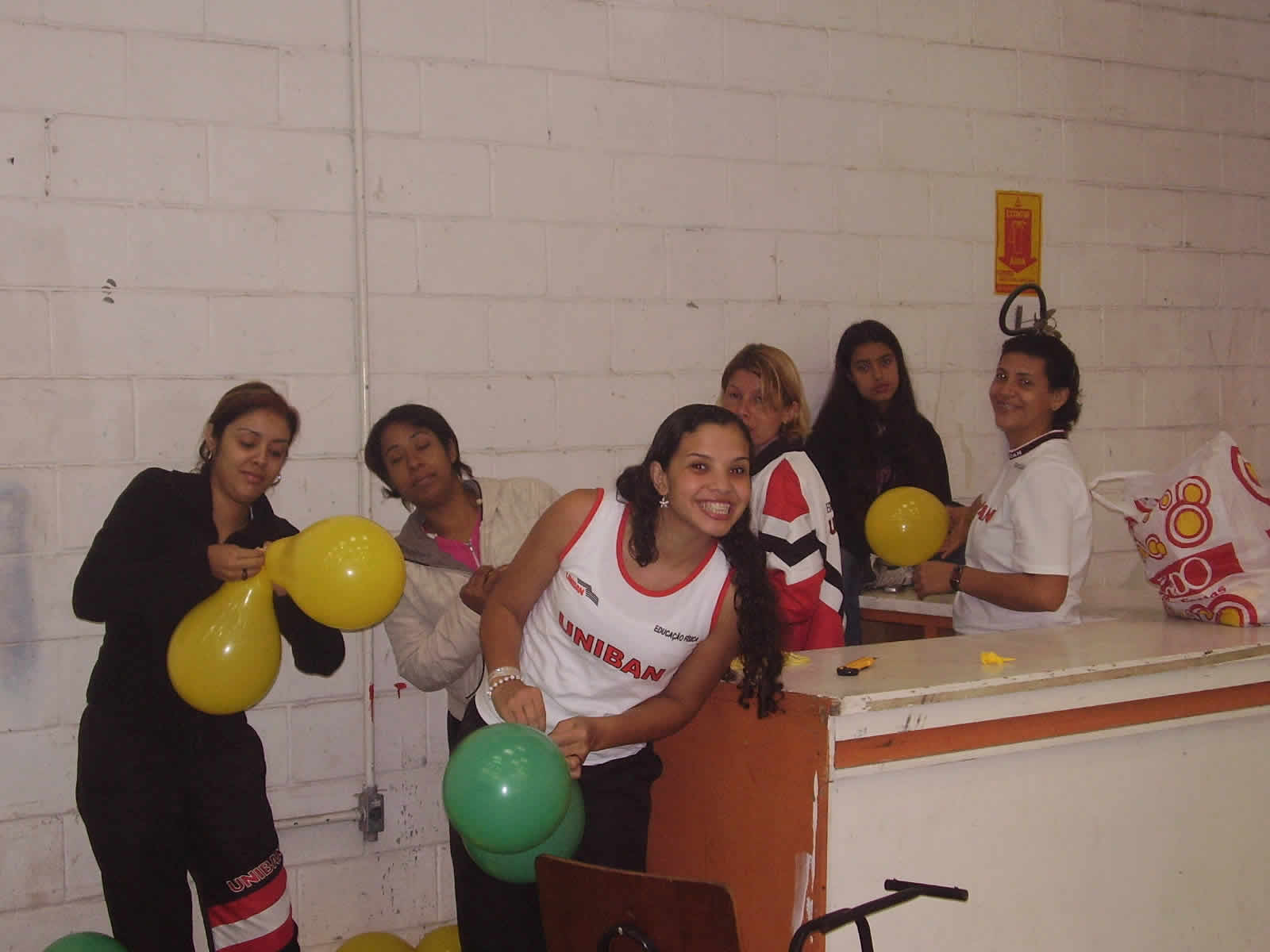 Cristiano, Mauricio, Pedro, Viviane e Alessandra